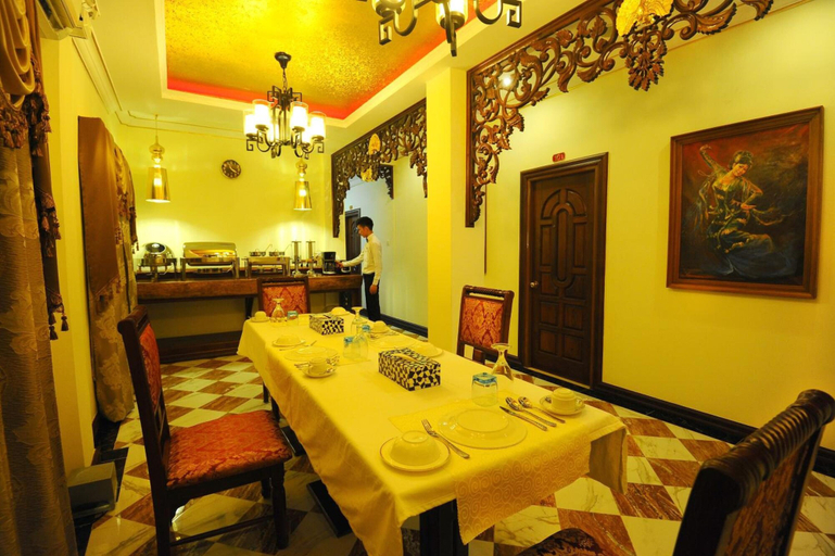 Food & Drinks 5, Union Square Hotel, Yangon