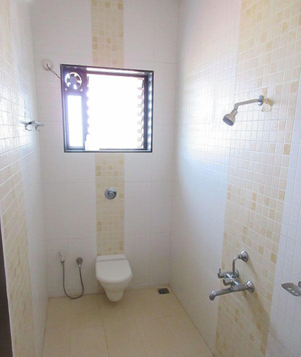 Bathroom 4, Bellevue Resort Panchgani, Satara