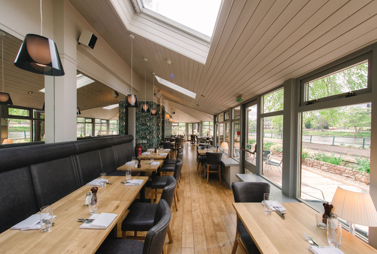 Food & Drinks 4, The Glen Mhor Hotel and Uile-bheist Brewery & Distillery, Highland