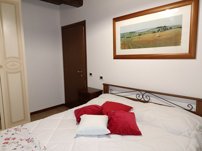 Bedroom 3, Borgo delle Rondini Relax Home, Ancona