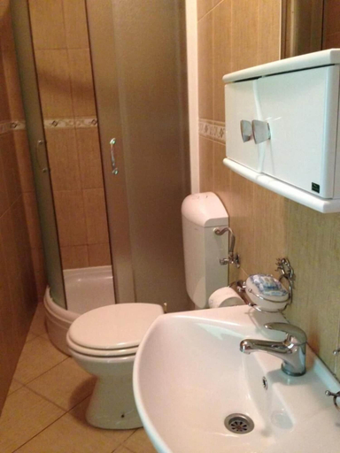 Bathroom 4, Apartments Matkovic