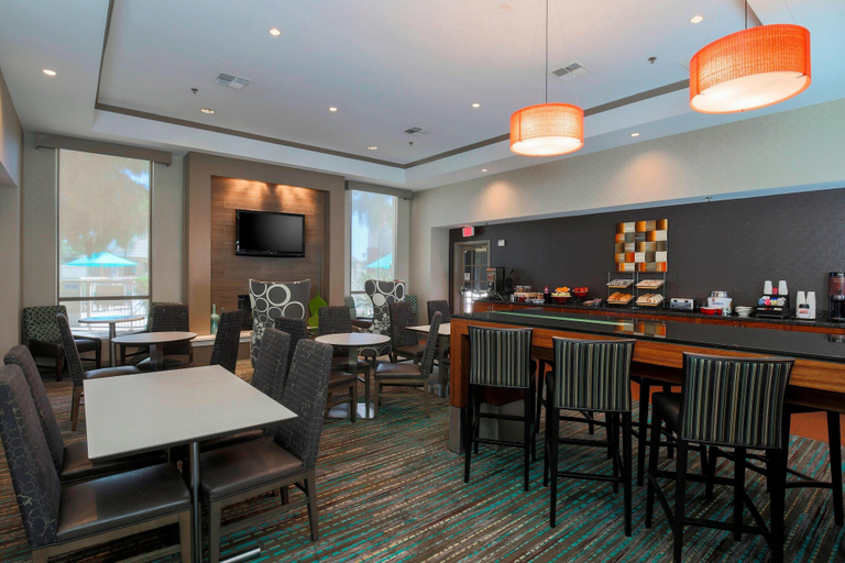 Food & Drinks 4, Residence Inn by Marriott Bakersfield, Kern