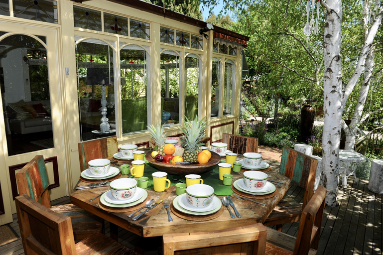 Food & Drinks 5, The Eaglehawk Country House Hotel Maldon, Mount Alexander Bal