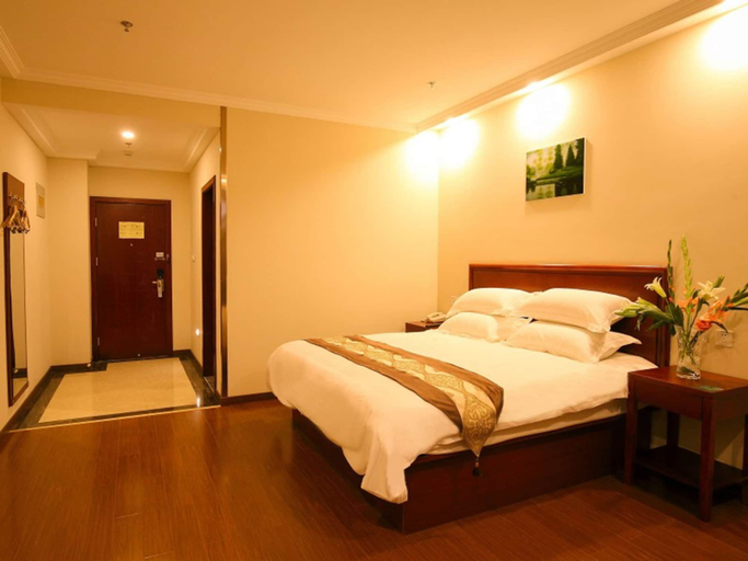 Bedroom 2, GreenTree Inn TangShan North Station South Ring Road Hotel, Tangshan