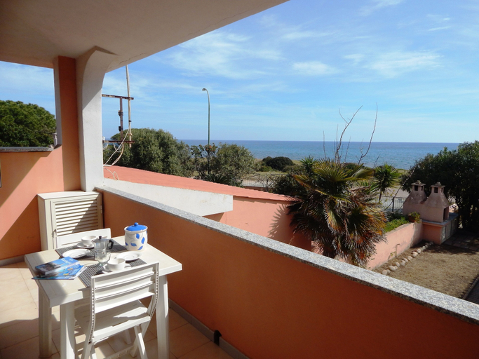 Terrace/patio 3, Casa Palombo, Nuoro