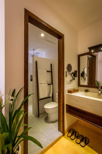Bathroom 4, VMANSION Boutique Hotel, Phnom Penh