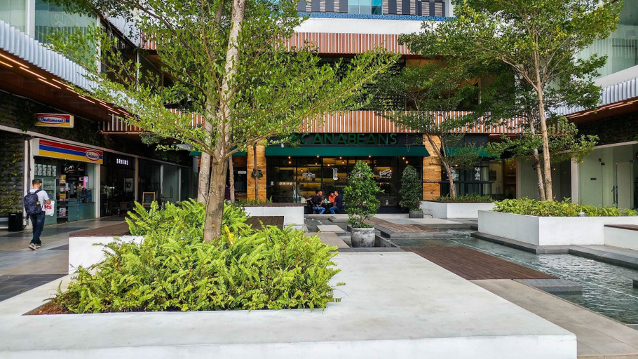 Exterior & Views 2, Well Equipped 1BR Brooklyn Alam Sutera Apartment near IKEA, Tangerang