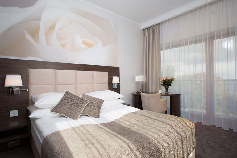 Bedroom 3, Hotel Różany Gaj - Destigo Hotels, Gdynia