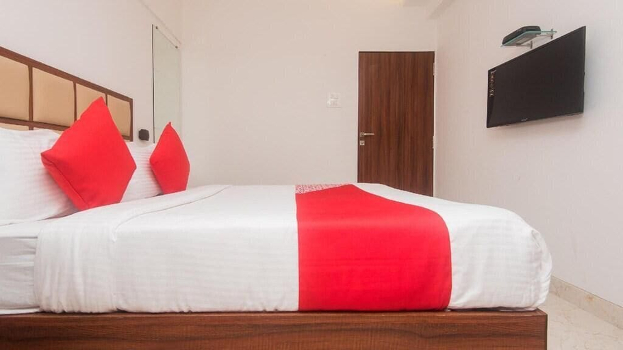 Bedroom 5, Hotel Grand Plaza, Mumbai Suburban