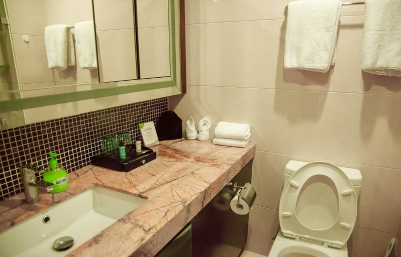 Bathroom 2, LIve lnn Jingu, Guangzhou