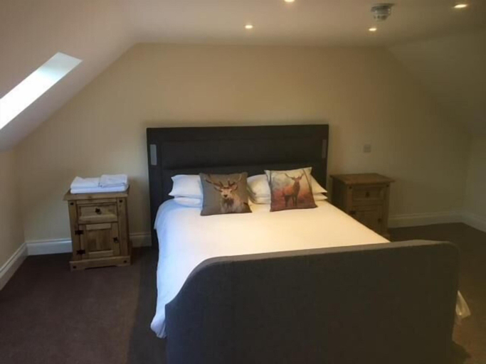 Bedroom 3, Oliver Cromwell Hotel, Cambridgeshire