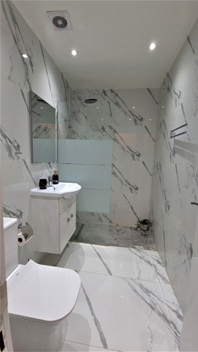 Bathroom, Paphos Light House Apartment