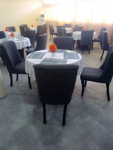 Food & Drinks 4, Joclarif Hotel, Sabon-Ga