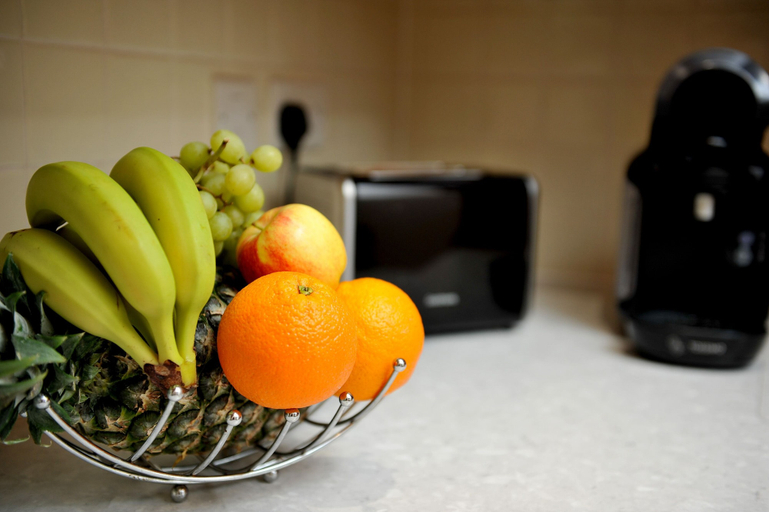Food & Drinks 4, Select Serviced Accommodation - Hunters Wharf, Reading