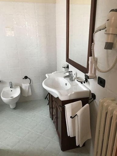 Bathroom 5, Relais Sweet Days, Verona