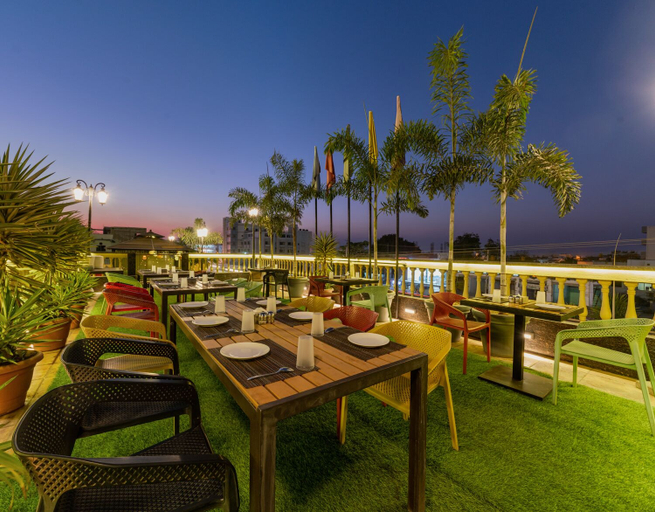 Food & Drinks 5, Hotel Town Palace, Bijapur