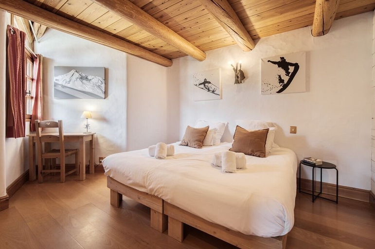 Bedroom 2, Chalet Charline, Savoie