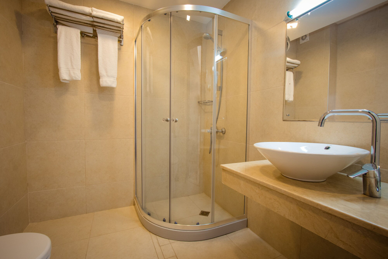 Bathroom 3, BM Plaza, Borjomi