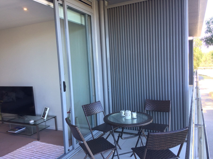 Others 5, Marina View Apartment on the Maribyrnong River, Melbourne, Melbourne