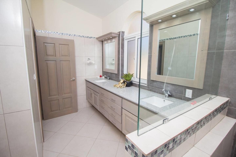 Bathroom, One of a Kind 6 Bedroom Luxury Villa, Sosua