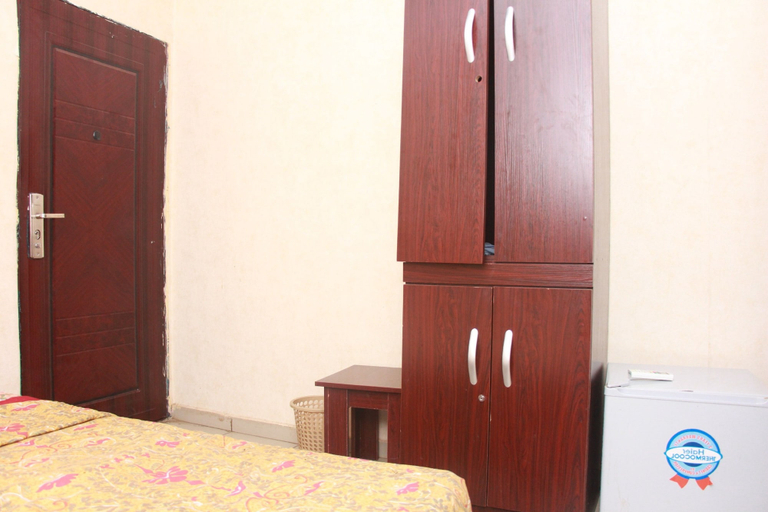 Bedroom 2, Abatete Guest House, AbujaMun