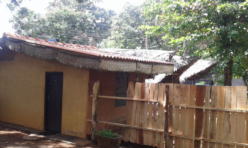 Exterior & Views 2, The Pub, N. Palatha East
