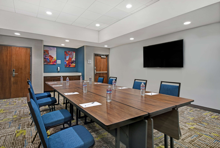 Business Facilities 23