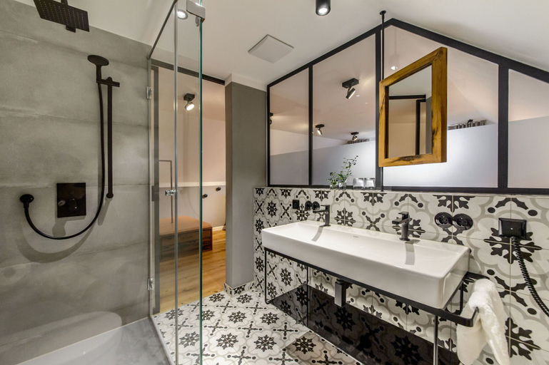 Bathroom 4, BIO-Hotel Adler, Ravensburg