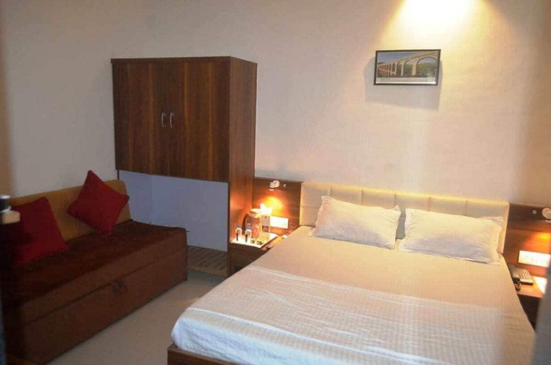 Bedroom 4, Hotel Chatako - Hostel, Ahmadabad