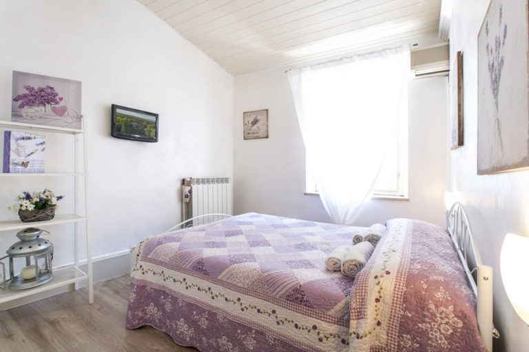 Others 4, Sisi Apartment, Brescia