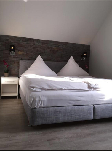 Bedroom 3, Hotel Restaurant Achilles, Saarpfalz-Kreis