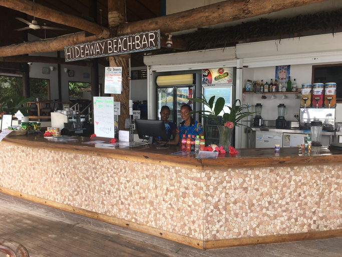 Food & Drinks 5, Hideaway Island Resort, Mele
