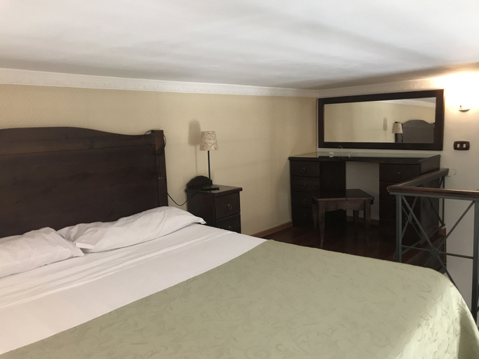 Bedroom 3, B&B Art Suite Principe Umberto, Napoli