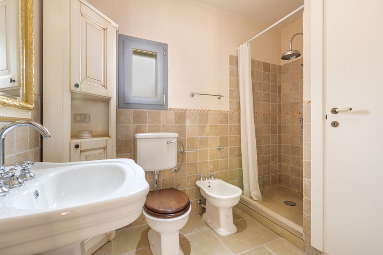 Bathroom 4, 3061 Maison Lina by Barbarhouse, Brindisi