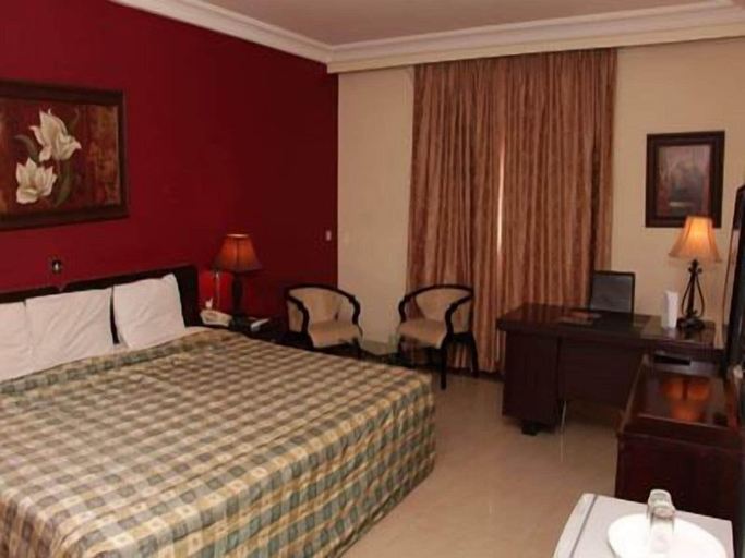 Bedroom 3, Agura Hotel, AbujaMun