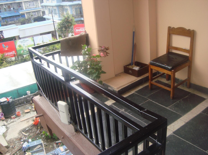 Others 4, Hotel Lakeway Inn, Gandaki