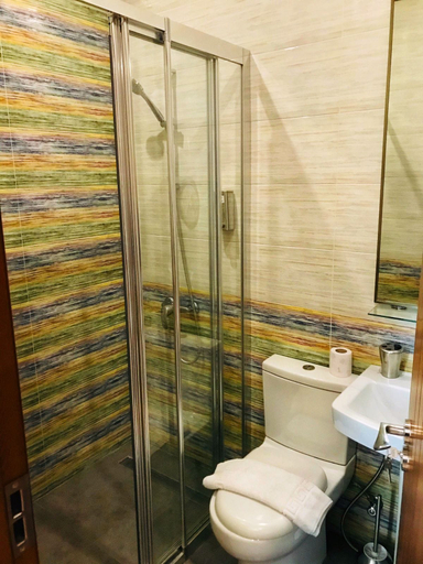 Bathroom 3, Downtown Hotel Tbilisi, Tbilisi