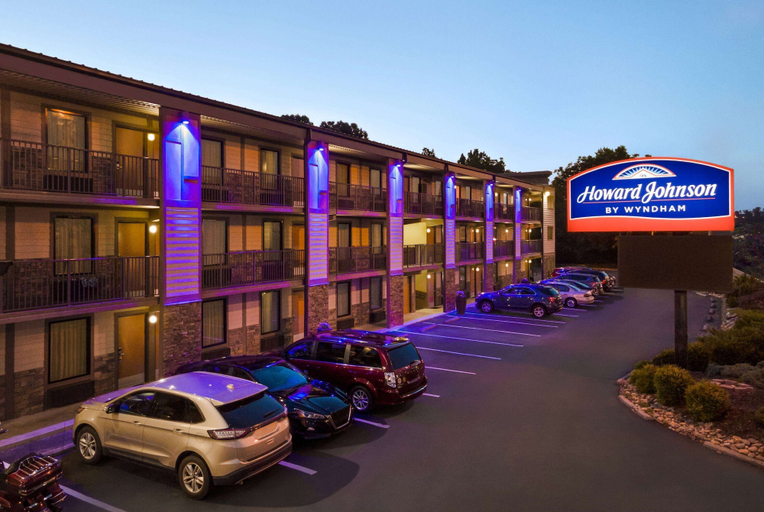 Exterior & Views 2, Howard Johnson by Wyndham Pigeon Forge, Sevier