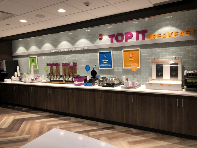 Food & Drinks 5, TRU BY Hilton Edmonton Windermere, Division No. 11