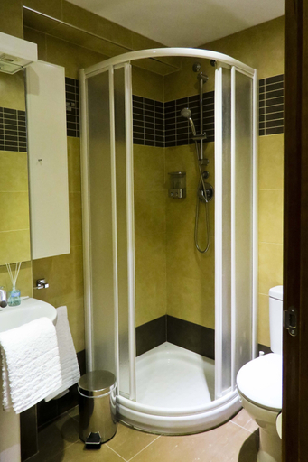 Bathroom 3, Hostal Habitaciones Albero, Zamora