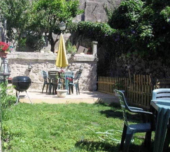 Others 5, Residencia Pedra Antiga, Porto