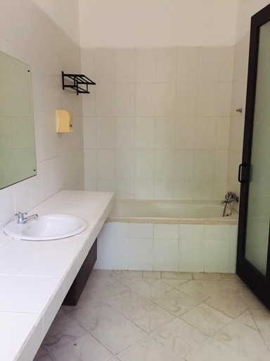 Bathroom 4, Villa Glas, Badung