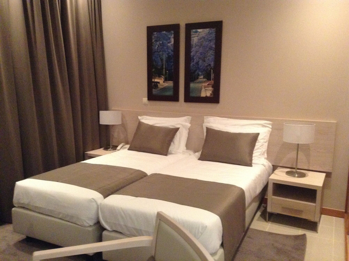Bedroom 4, Fly Hotel, Maianga