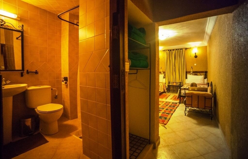 Bathroom 3, Hotel Salama, Tiznit