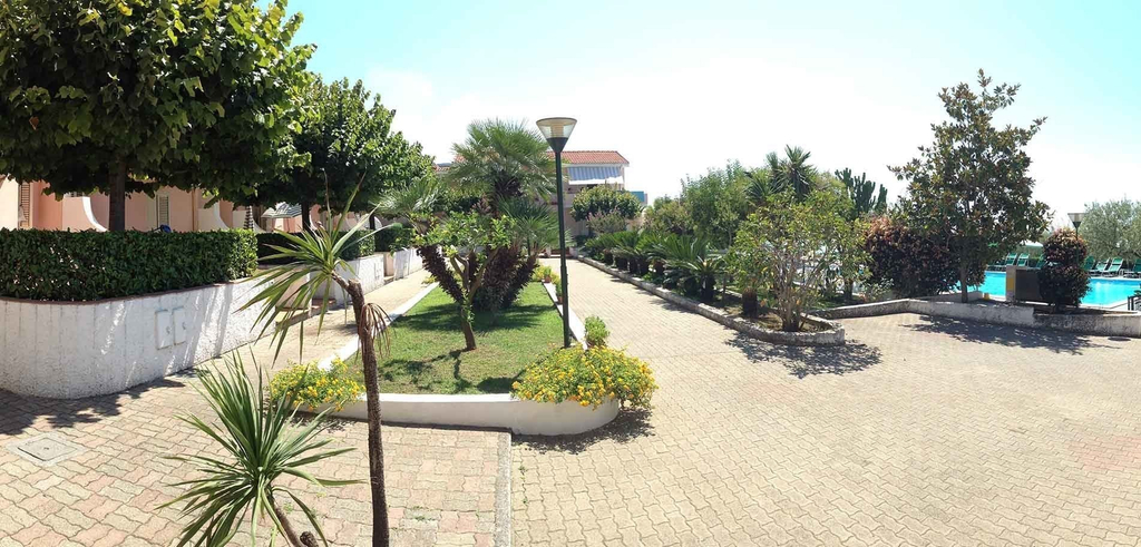 Property grounds 5, Residence Le Magnolie, Cosenza