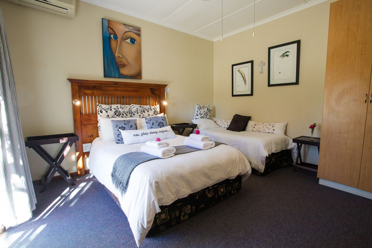 Bedroom 2, Damas, Cape Winelands