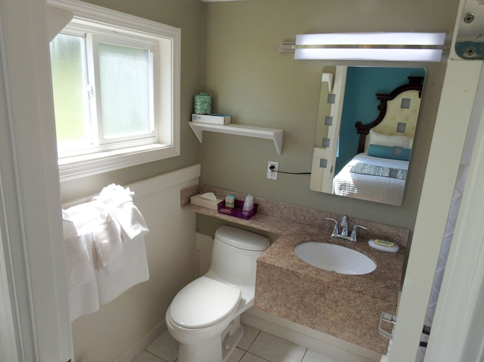 Bathroom 4, SeaCoast Inn, Barnstable