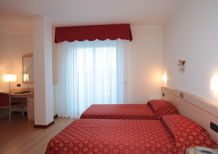 Bedroom 2, Hotel Helios, Venezia