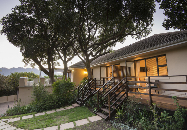 Exterior & Views 2, SomerZicht Guesthouse, City of Cape Town
