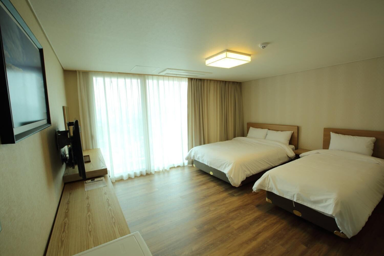 Bedroom 2, Suave Hotel, Seogwipo